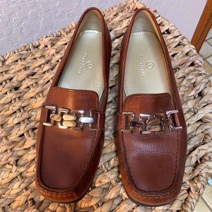 Women’s loafers